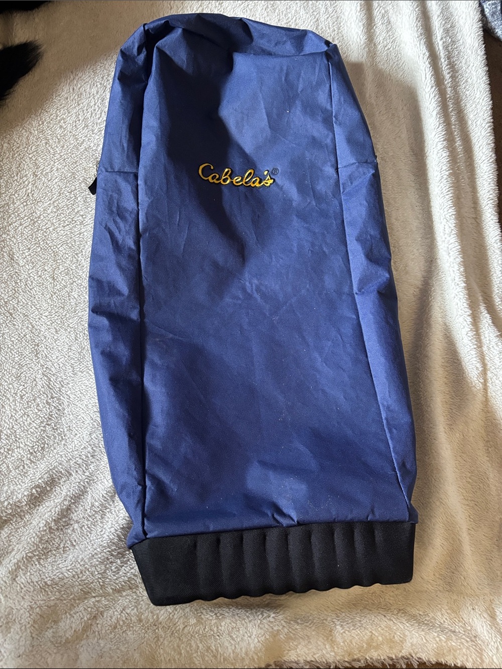 Cabela's Navy Blue Backpack-Style Gear Sack with Black Base